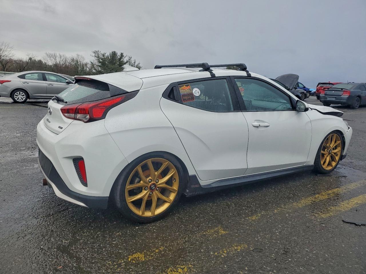 2019 HYUNDAI VELOSTER TURBO photo 3