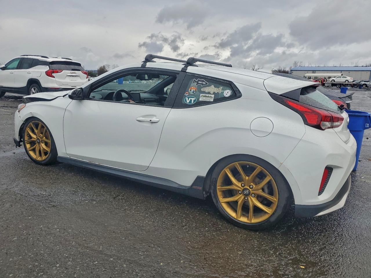 2019 HYUNDAI VELOSTER TURBO photo 2