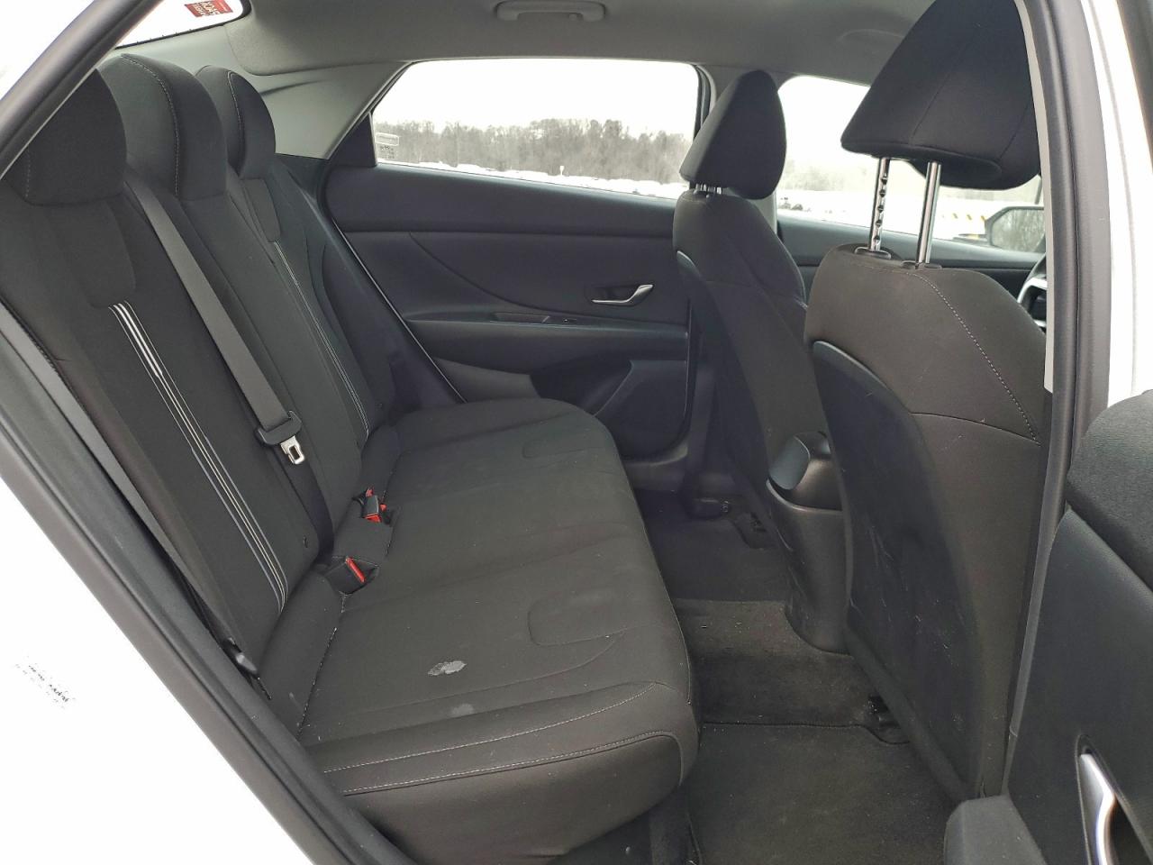 2022 HYUNDAI ELANTRA BLUE photo 10
