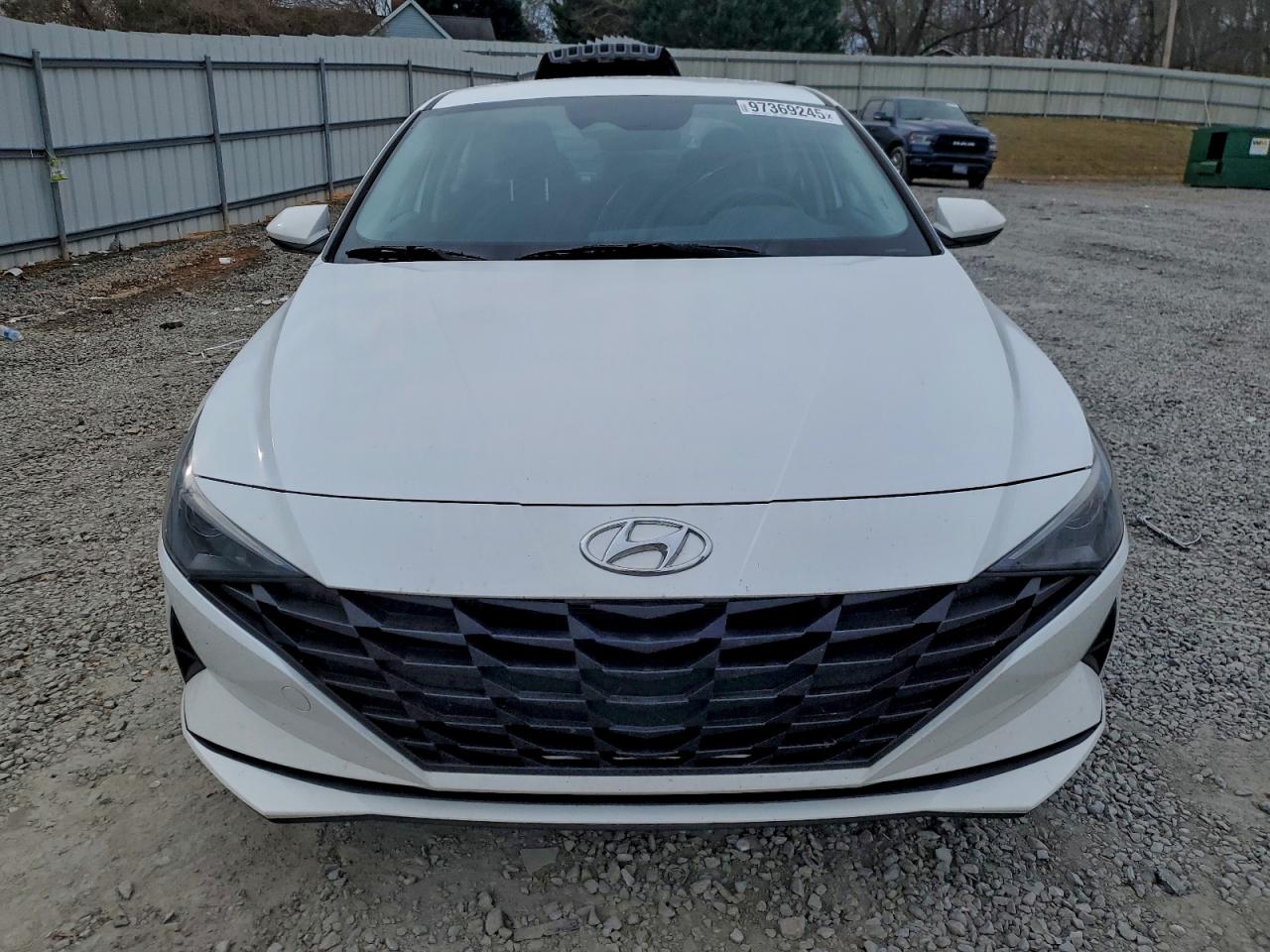 2022 HYUNDAI ELANTRA BLUE photo 5