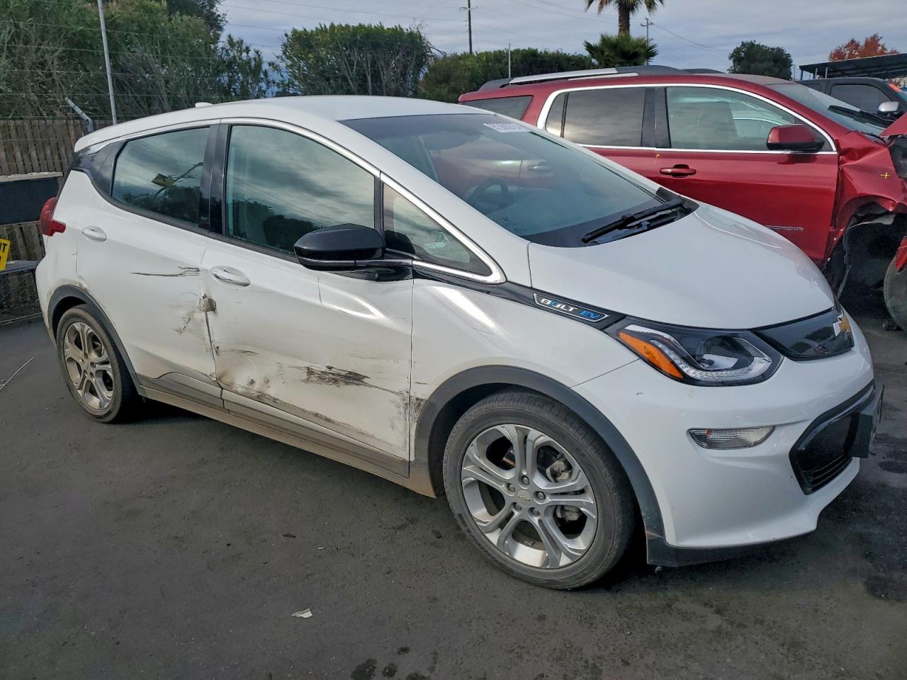2019 CHEVROLET BOLT EV LT photo 4