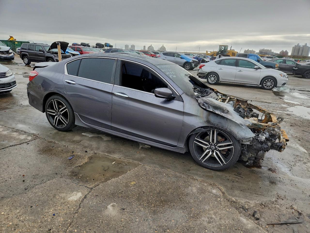2016 HONDA ACCORD SPORT photo 4