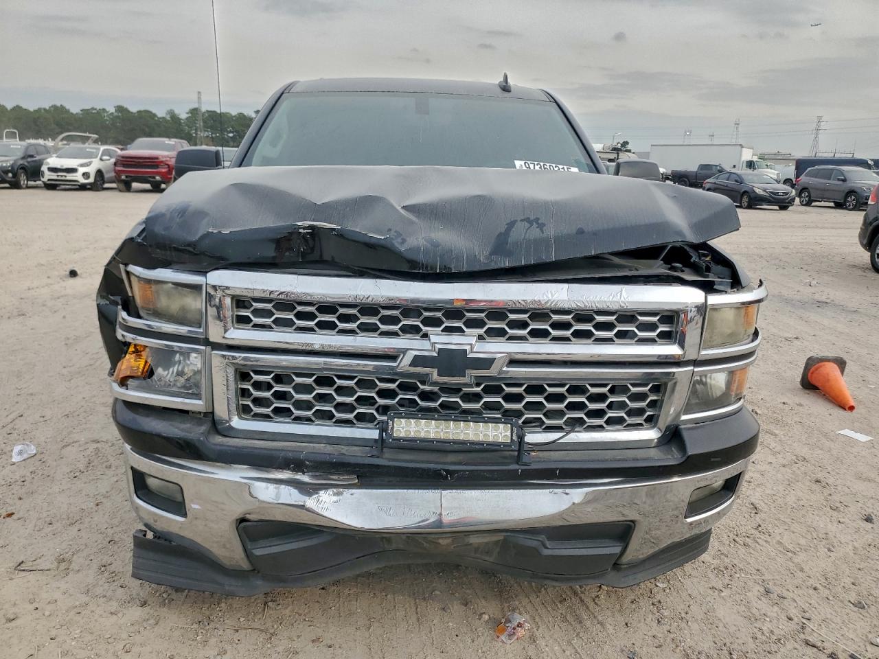 2015 CHEVROLET SILVERADO C1500 LT photo 8