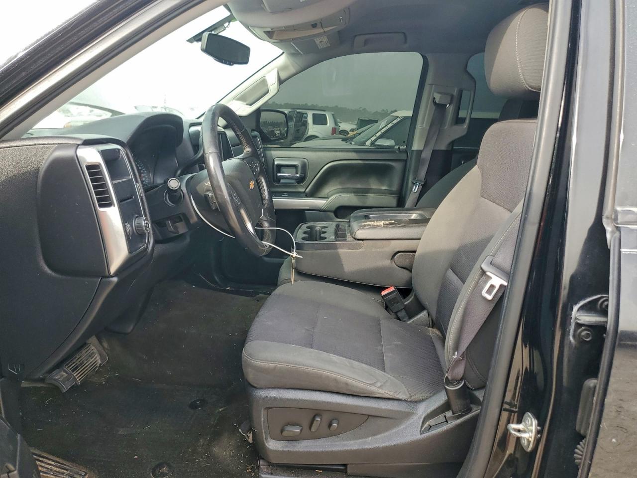 2015 CHEVROLET SILVERADO C1500 LT photo 11