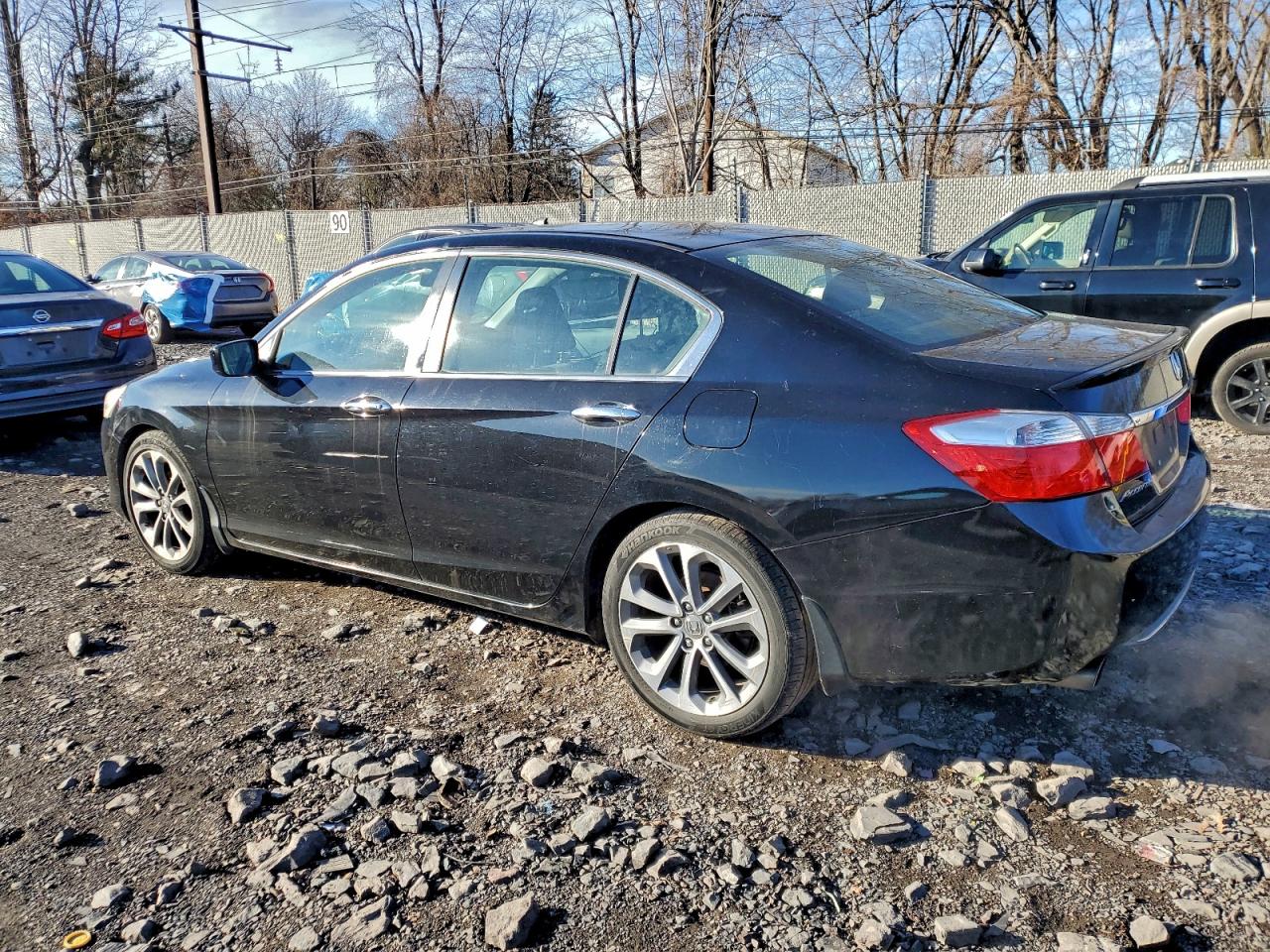 2014 HONDA ACCORD SPORT photo 2