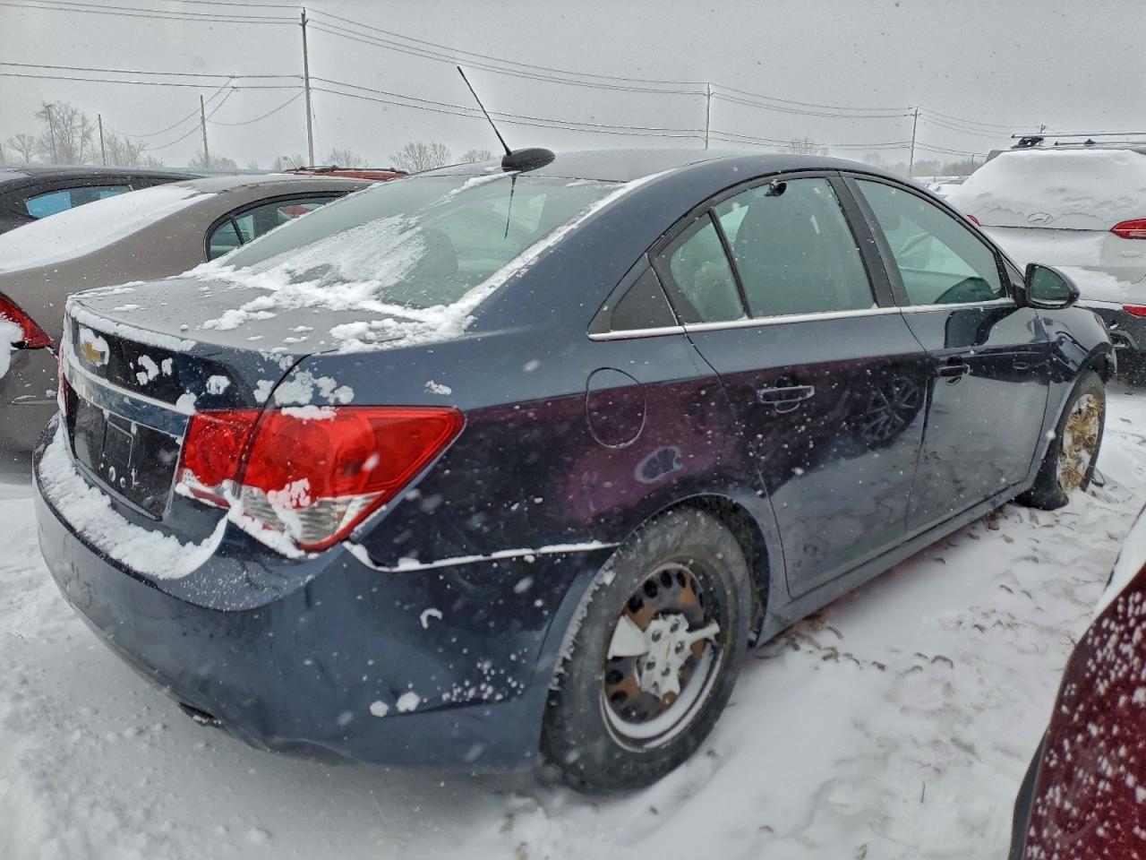 2015 CHEVROLET CRUZE LT photo 3