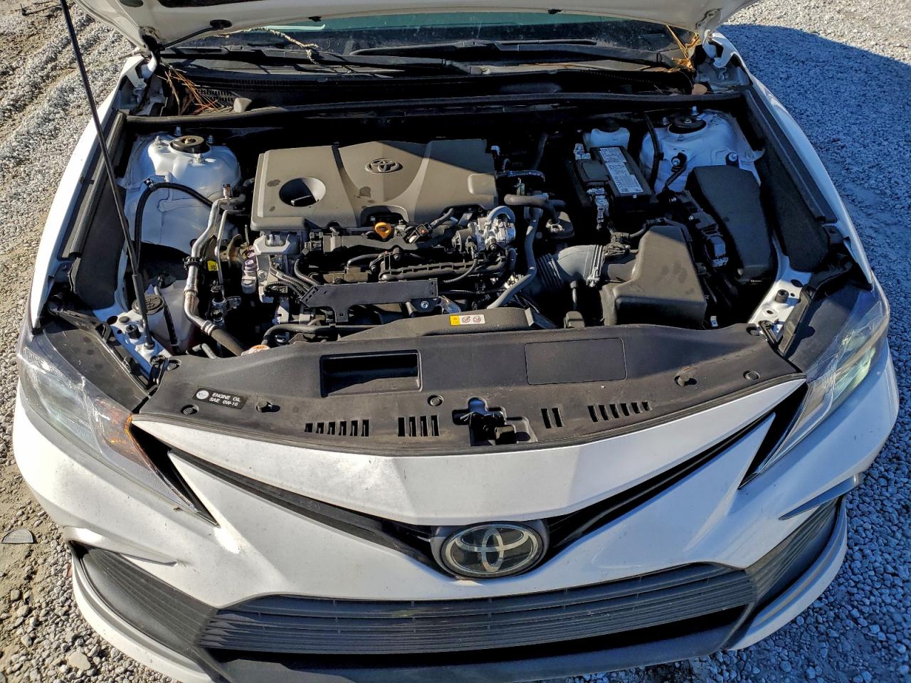 2024 TOYOTA CAMRY LE photo 11
