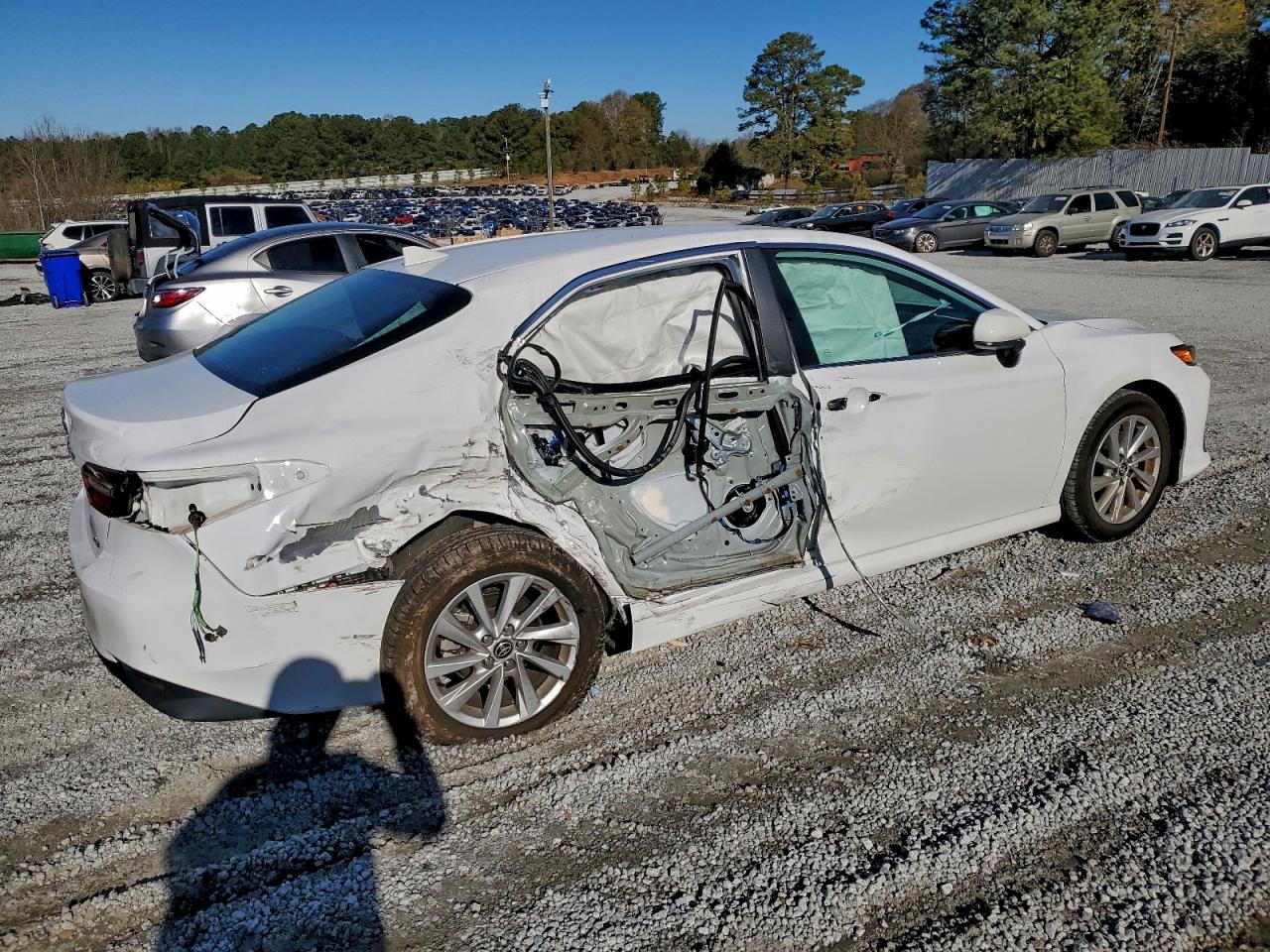 2024 TOYOTA CAMRY LE photo 3