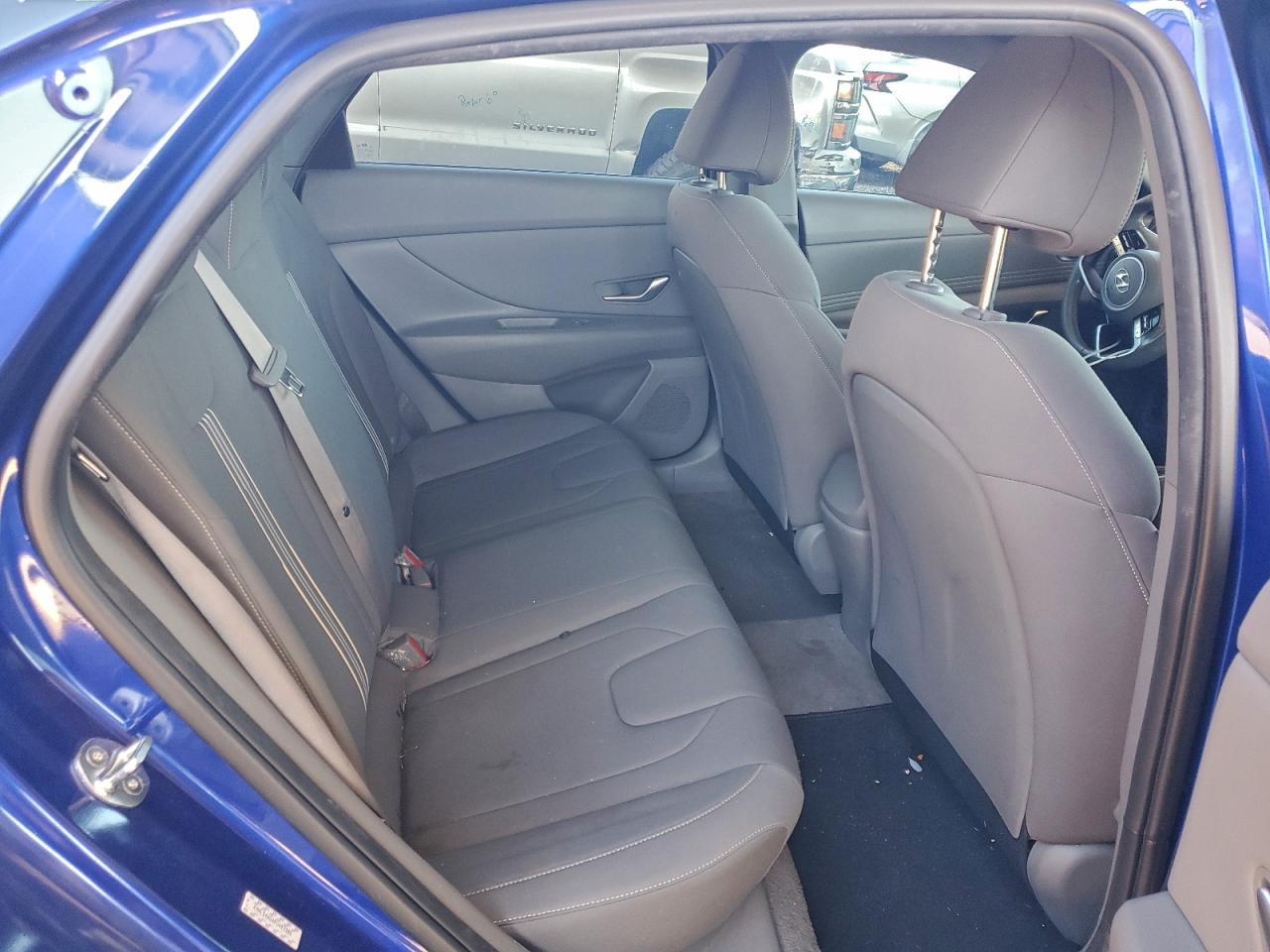 2023 HYUNDAI ELANTRA SEL photo 10