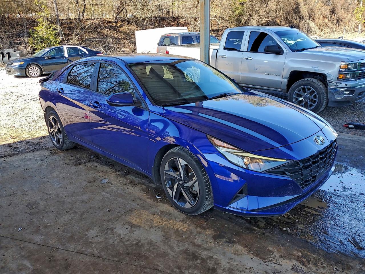 2023 HYUNDAI ELANTRA SEL photo 4