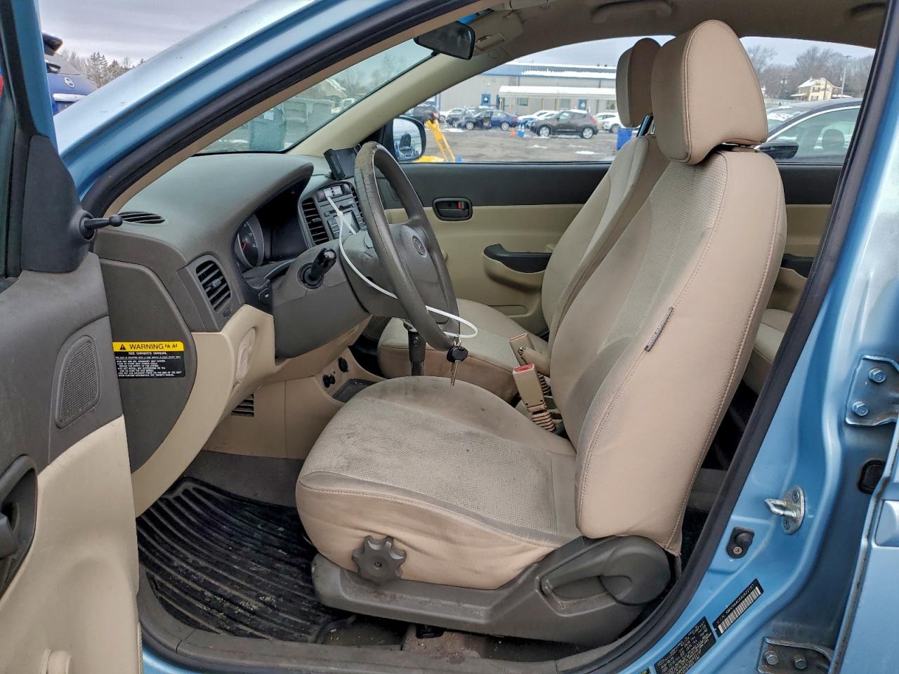 2010 HYUNDAI ACCENT GLS photo 7
