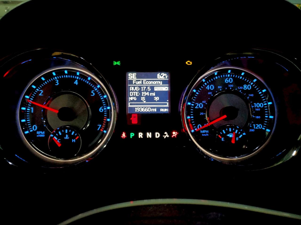 2013 CHRYSLER TOWN & COUNTRY TOURING L photo 9
