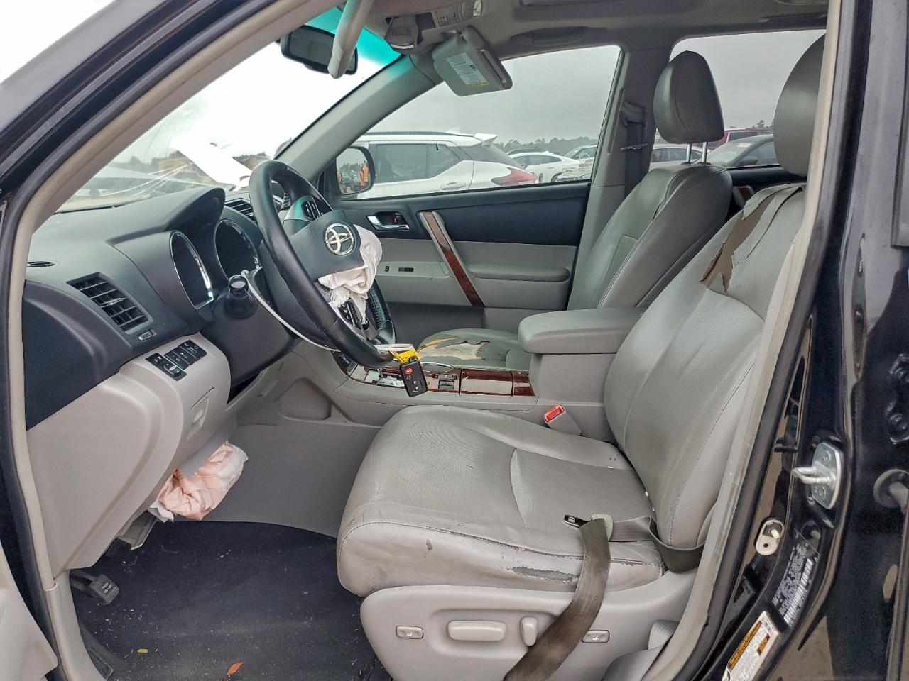 2013 TOYOTA HIGHLANDER LIMITED photo 7