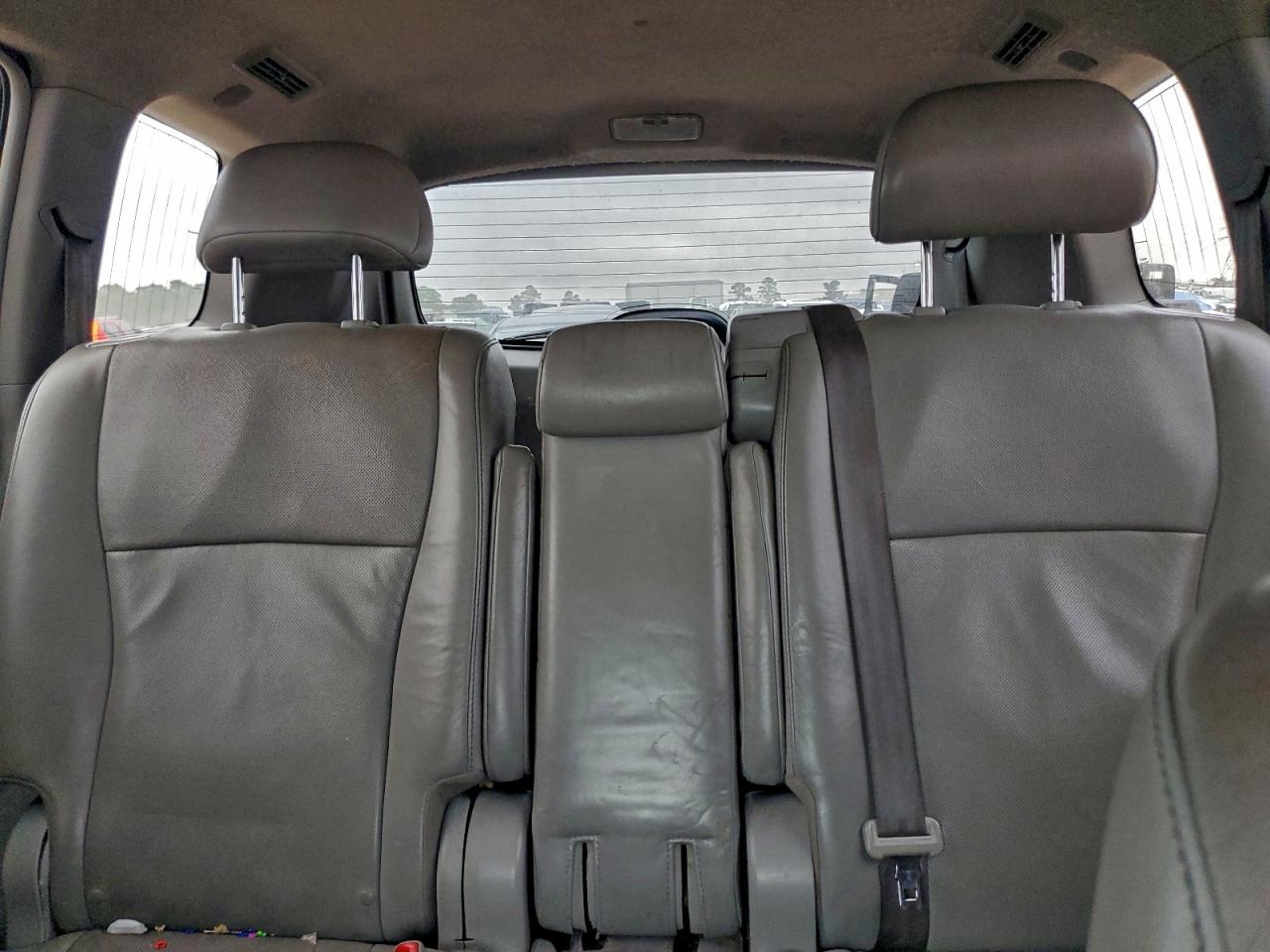 2013 TOYOTA HIGHLANDER LIMITED photo 10