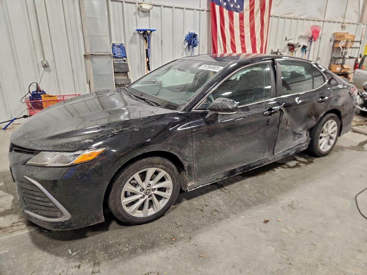 2024 TOYOTA CAMRY