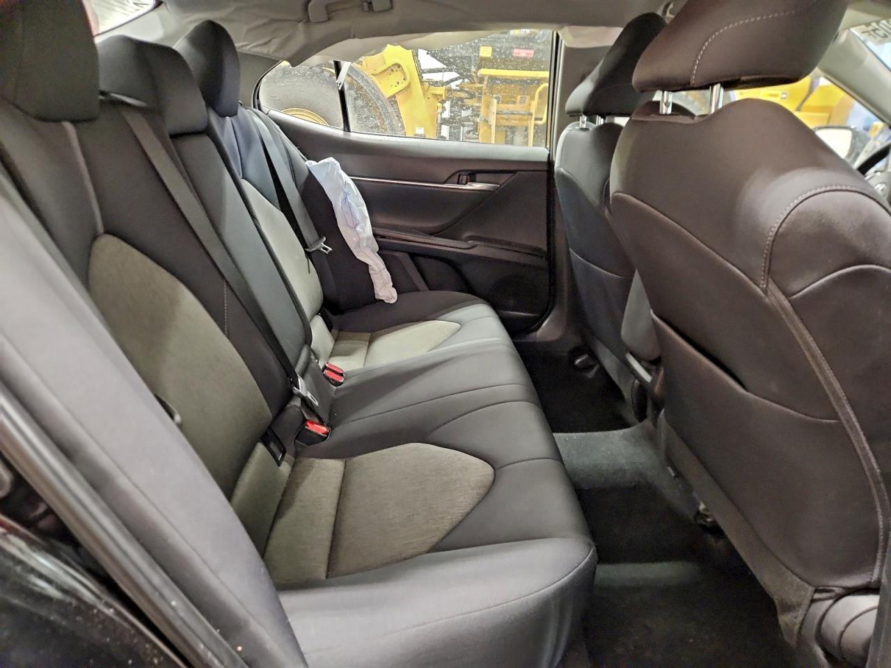 2024 TOYOTA CAMRY LE photo 10