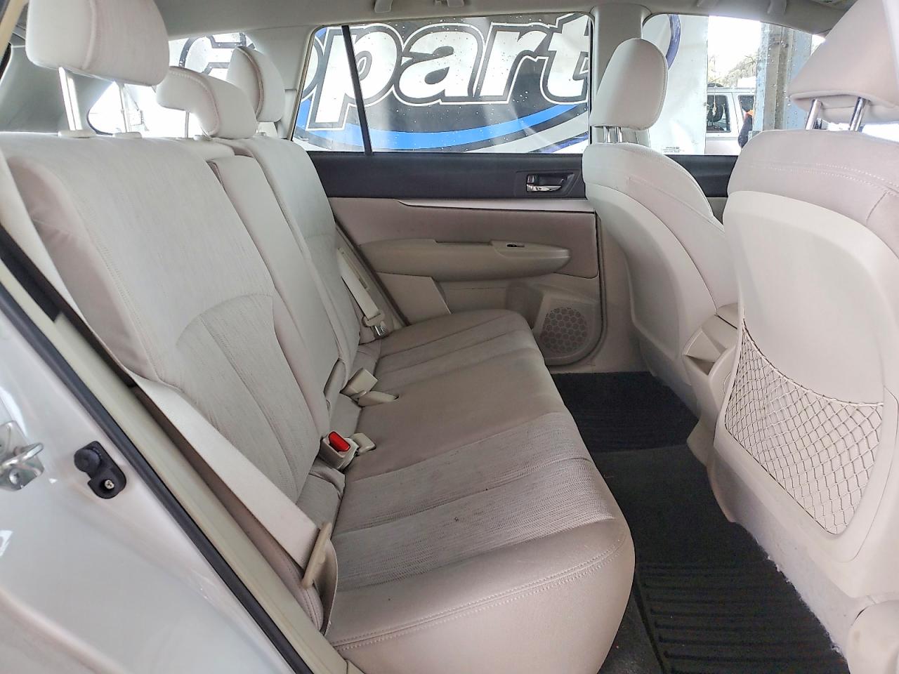 2014 SUBARU OUTBACK 2.5I photo 10