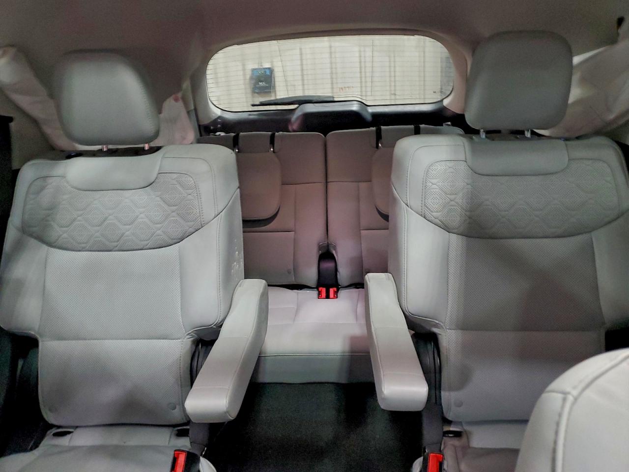 2025 FORD EXPLORER PLATINUM photo 10