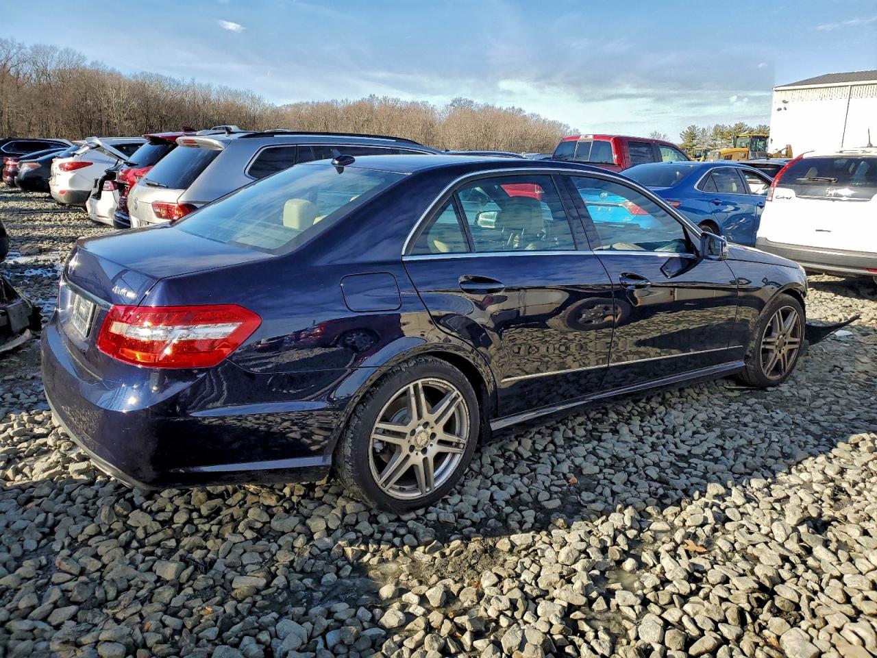 2011 MERCEDES-BENZ E 350 4MATIC photo 3