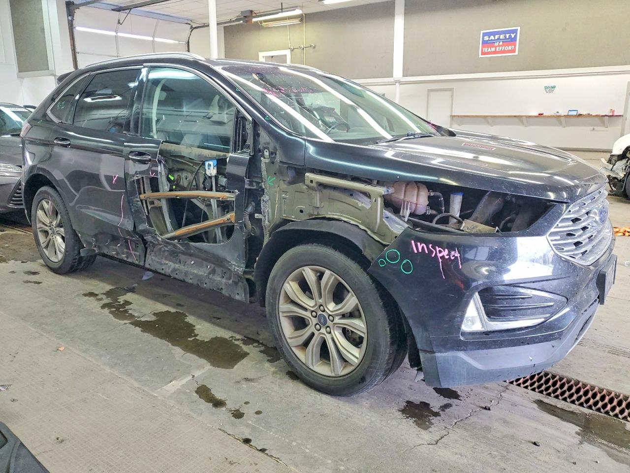 2019 FORD EDGE TITANIUM photo 4