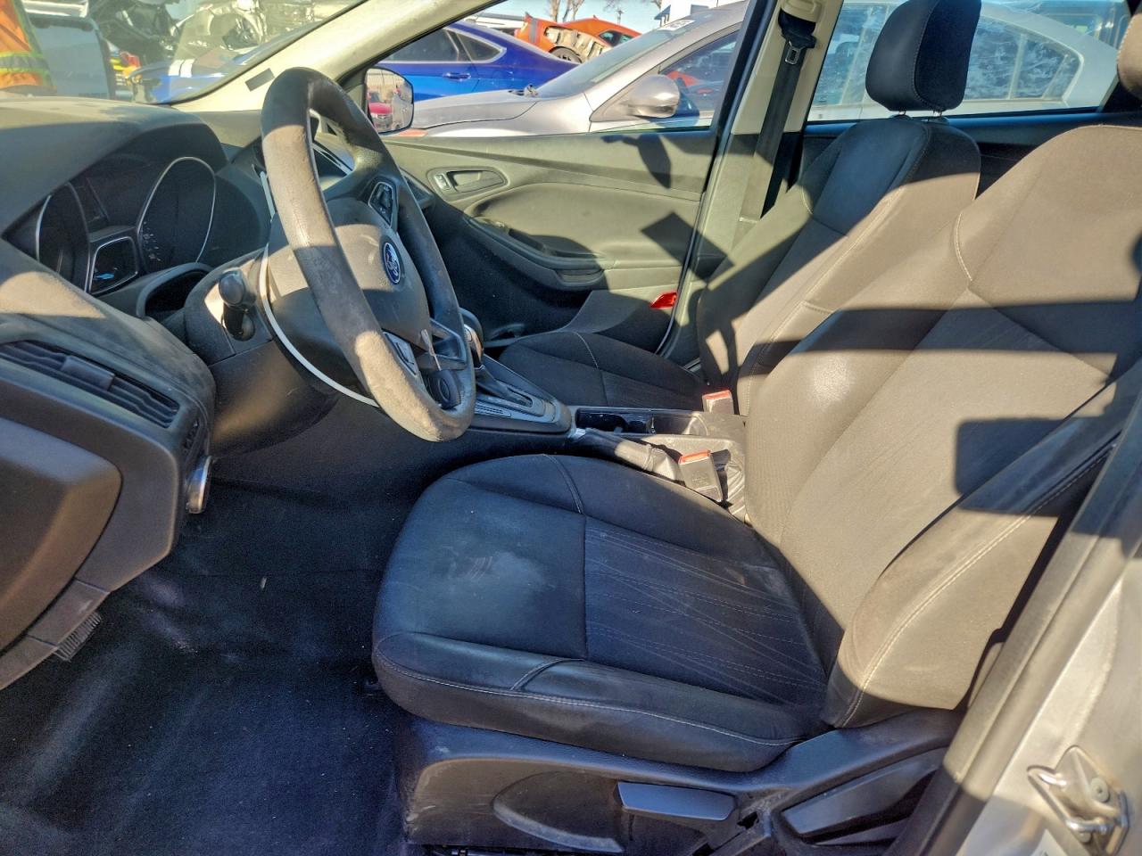 2018 FORD FOCUS S photo 7