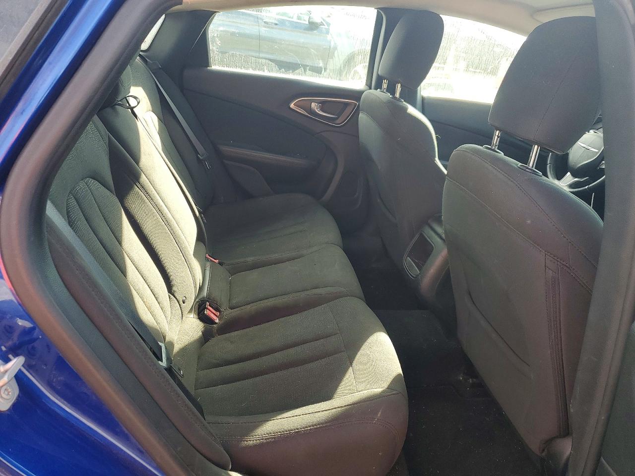 2016 CHRYSLER 200 LIMITED photo 10