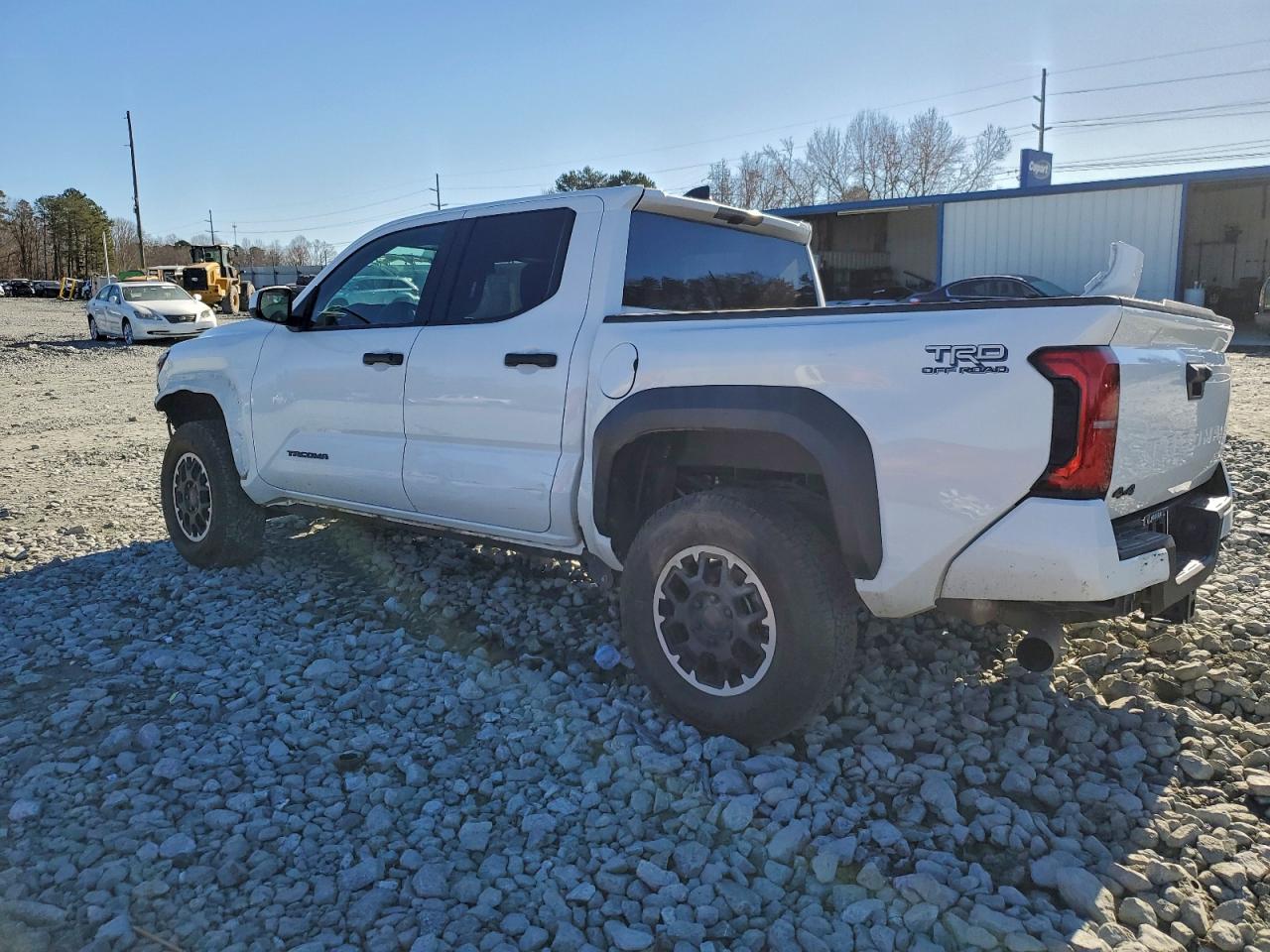 2024 TOYOTA TACOMA DOUBLE CAB photo 2