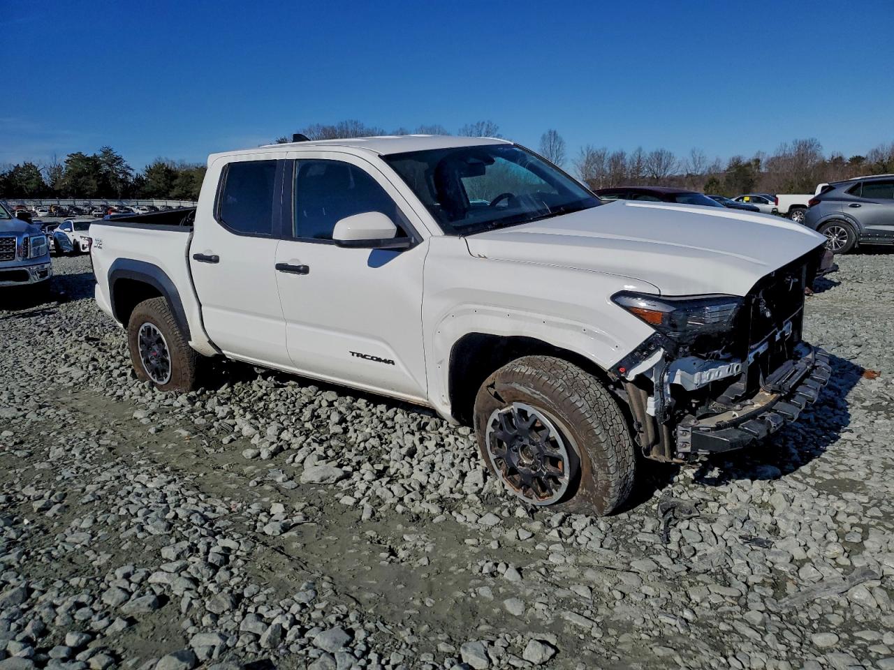 2024 TOYOTA TACOMA DOUBLE CAB photo 4