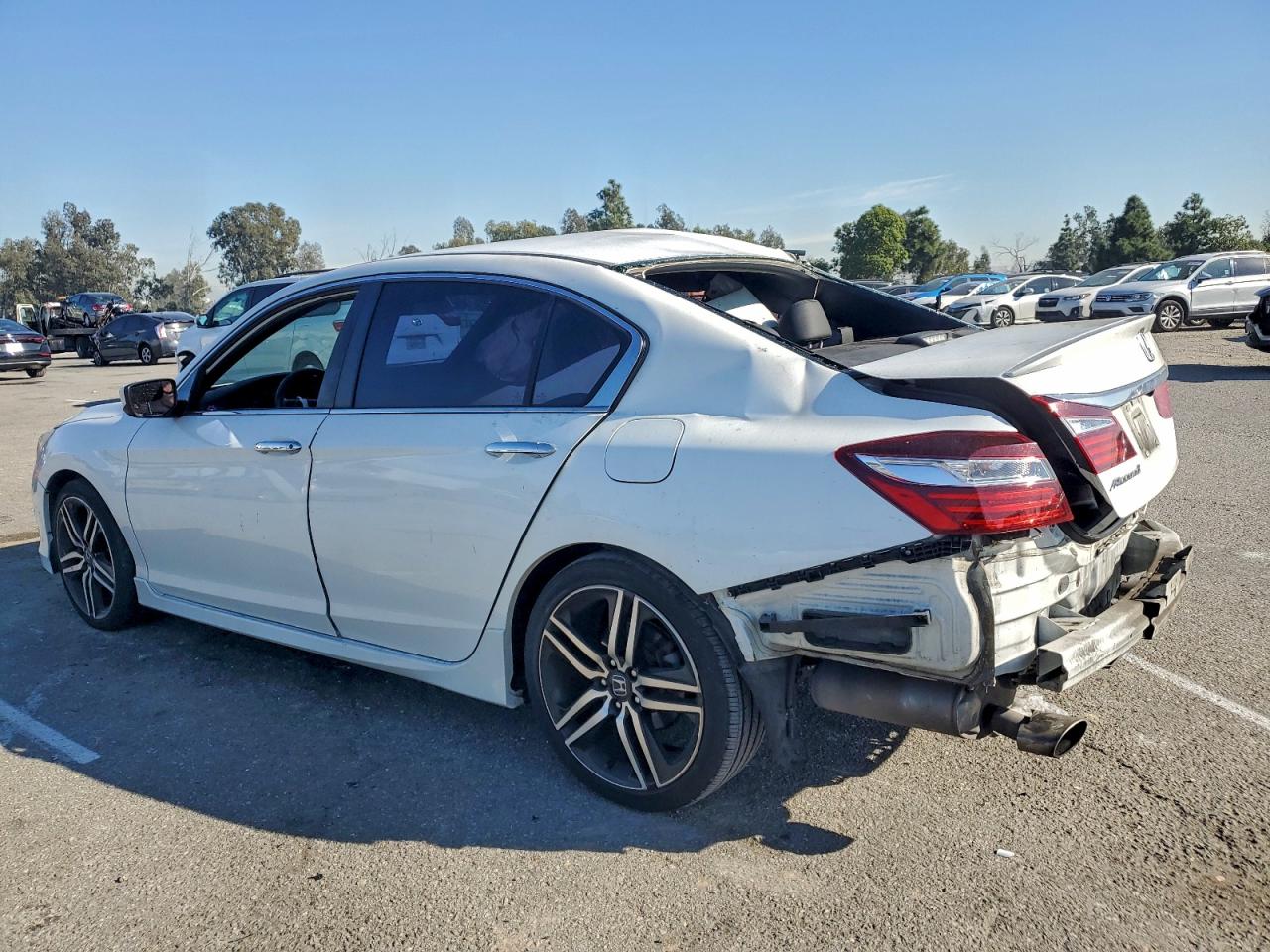 2017 HONDA ACCORD SPORT photo 2