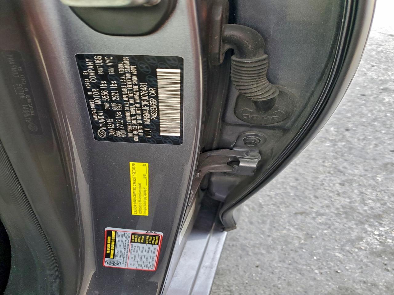 2015 HYUNDAI GENESIS 5.0L photo 12