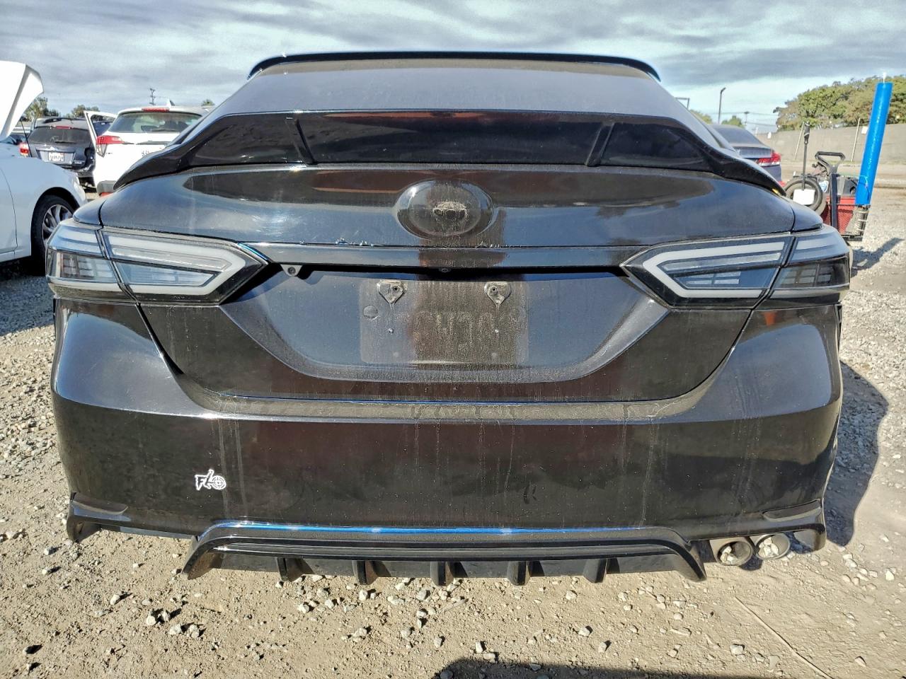 2018 TOYOTA CAMRY L photo 6