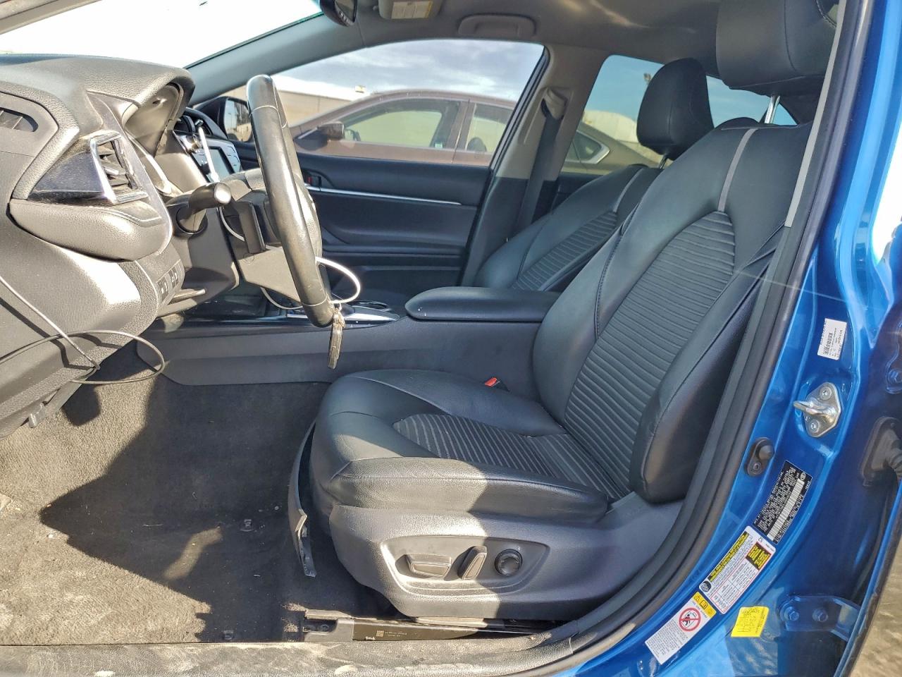 2018 TOYOTA CAMRY L photo 7