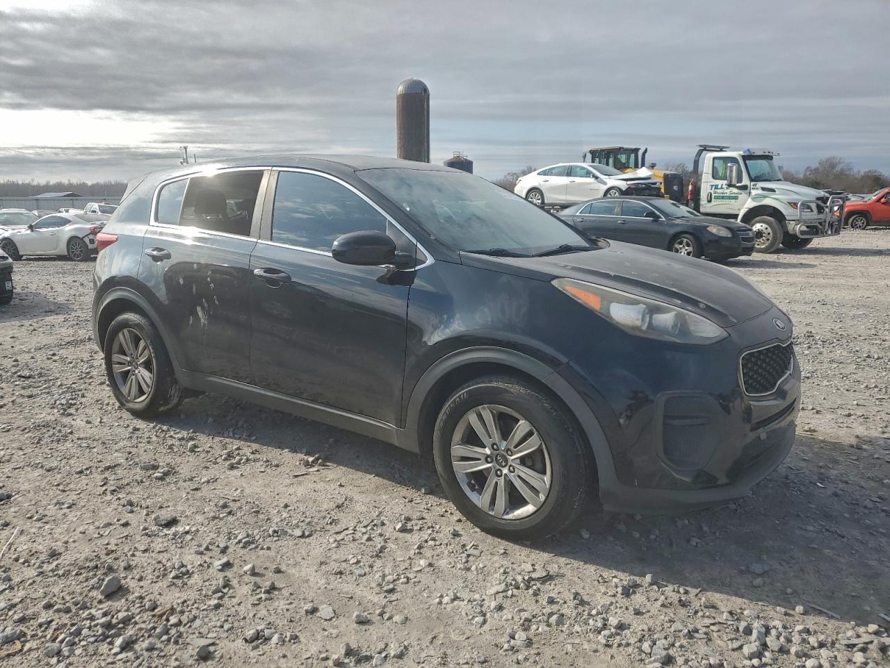 2017 KIA SPORTAGE LX photo 4