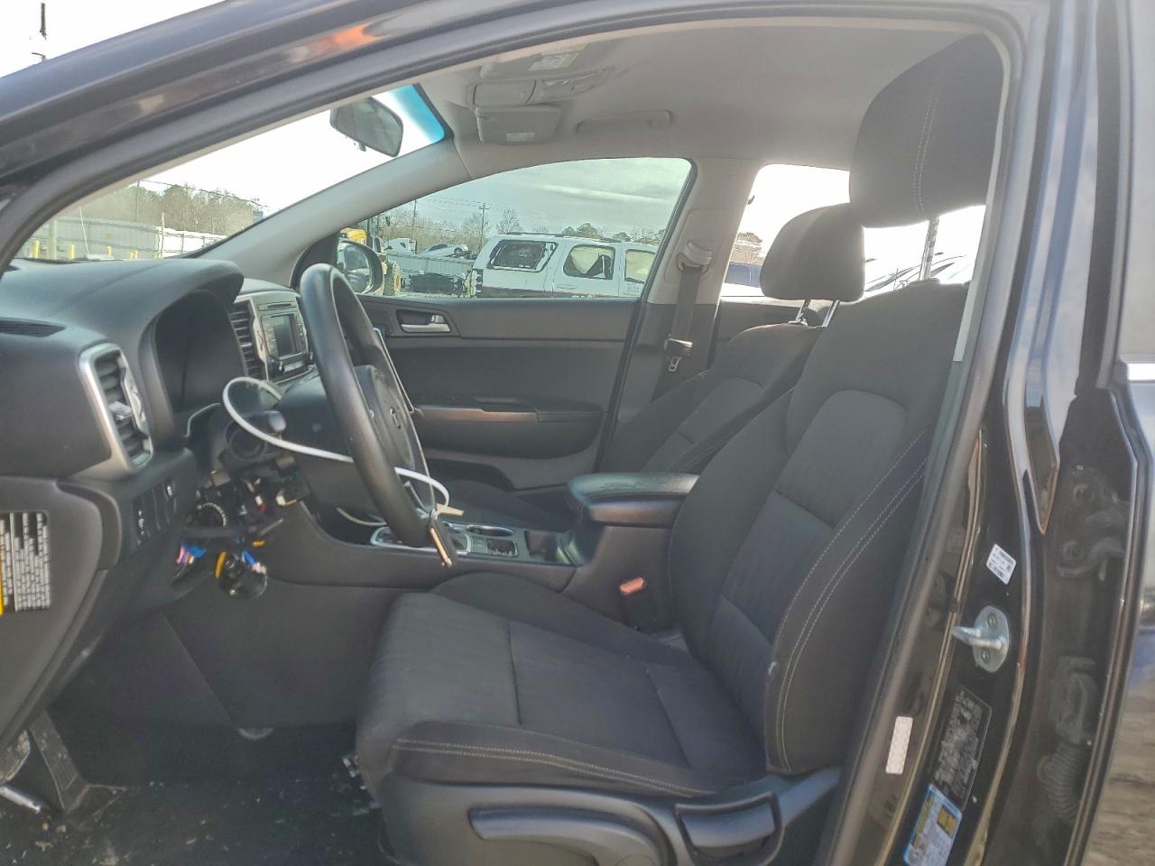 2017 KIA SPORTAGE LX photo 7