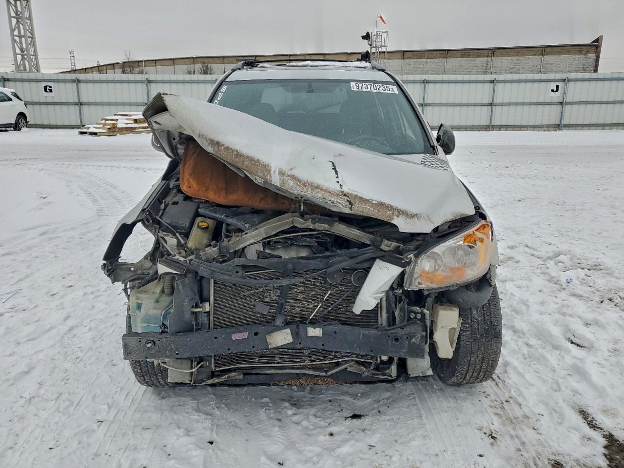 2011 TOYOTA RAV4 photo 13