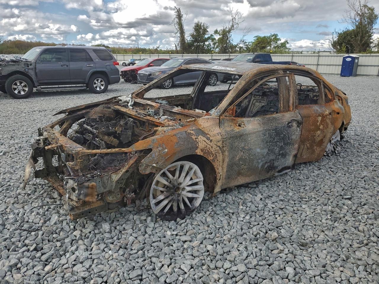 2022 TOYOTA CAMRY