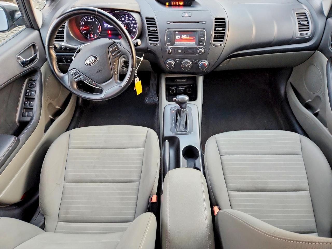 2015 KIA FORTE EX photo 8