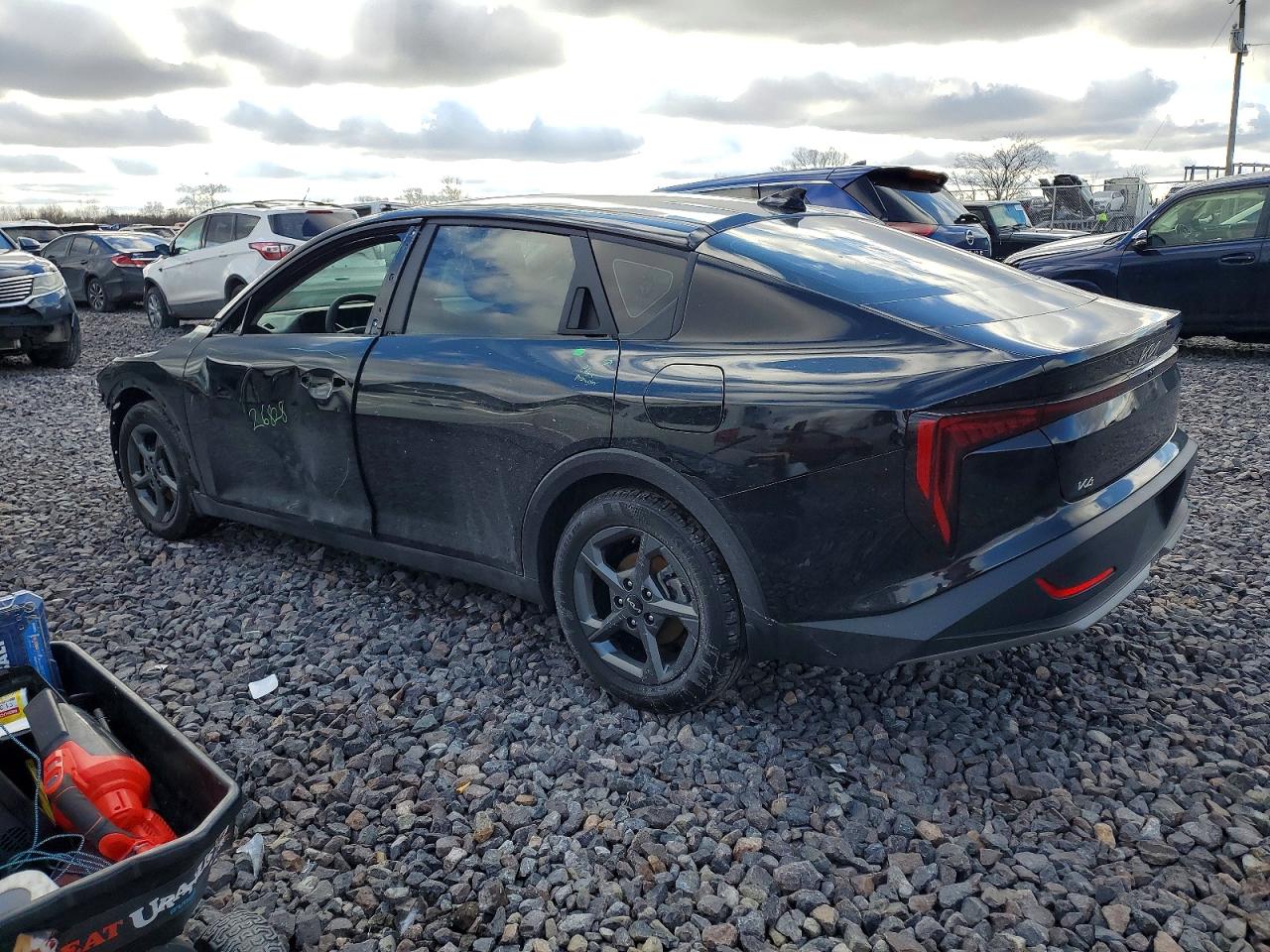 2025 KIA K4 LX photo 2