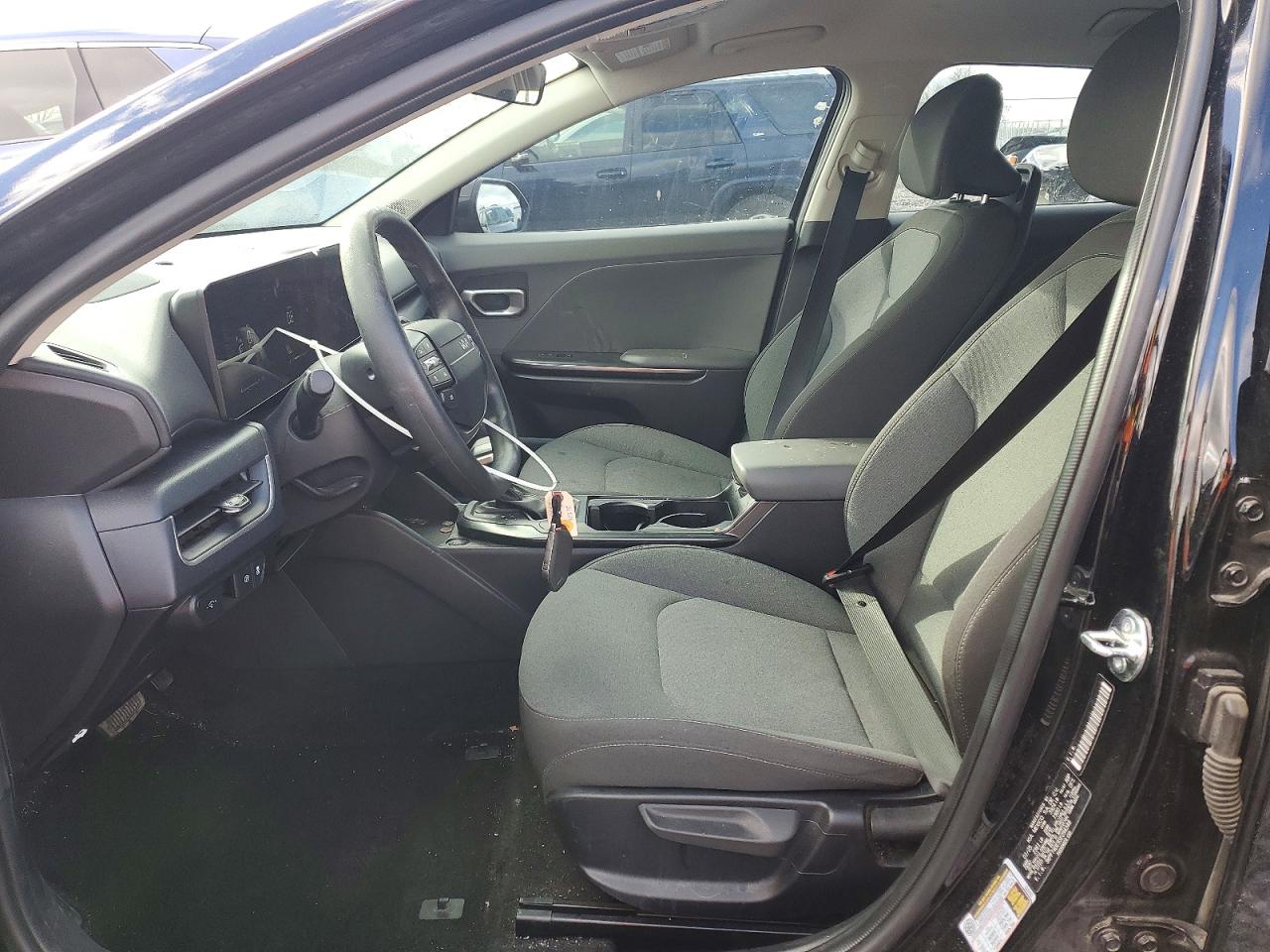 2025 KIA K4 LX photo 7