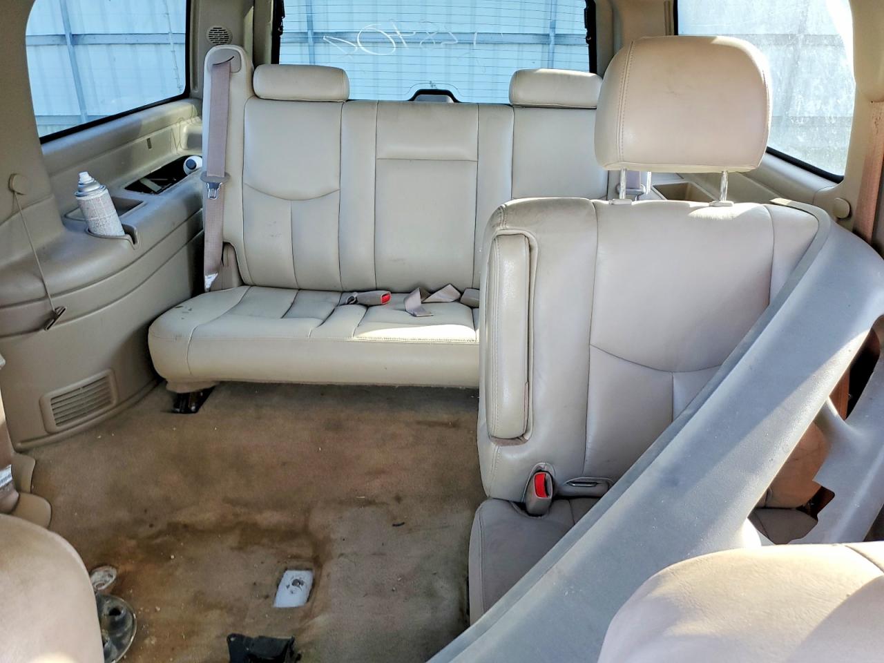 2004 CHEVROLET SUBURBAN K1500 photo 10