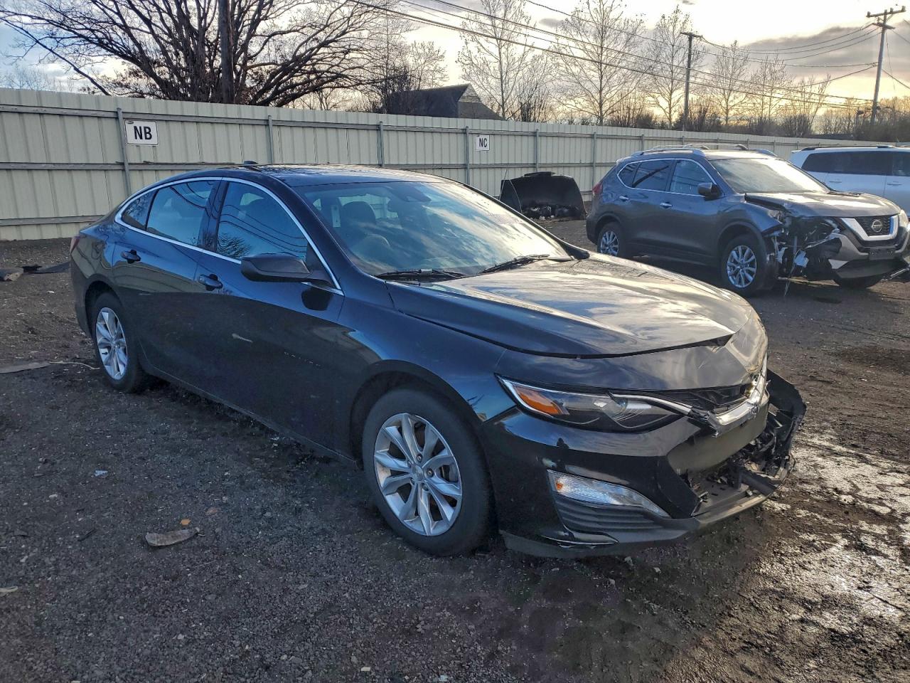 2020 CHEVROLET MALIBU LT photo 4