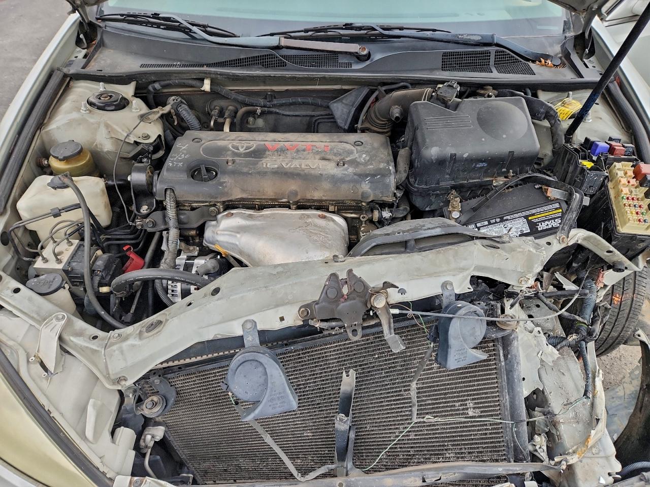 2002 TOYOTA CAMRY LE photo 11