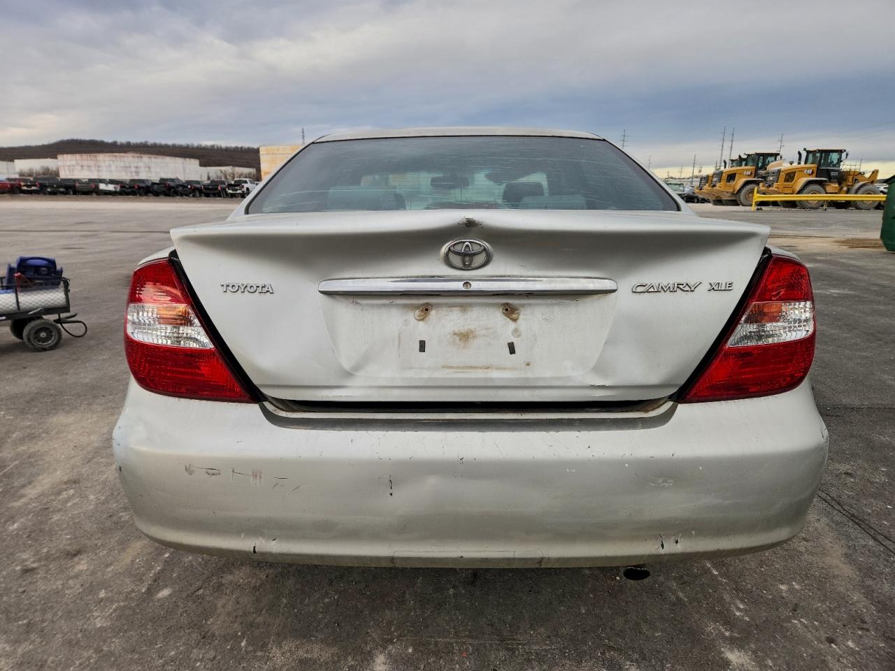 2002 TOYOTA CAMRY LE photo 6