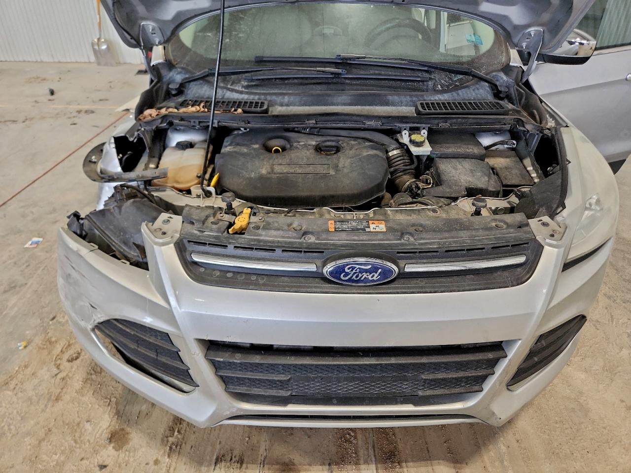 2016 FORD ESCAPE SE photo 23