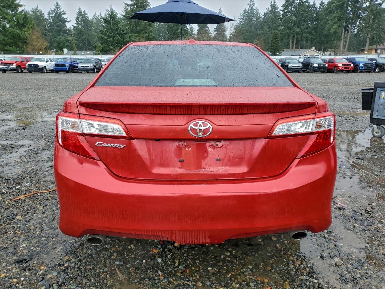 2012 TOYOTA CAMRY SE photo 11