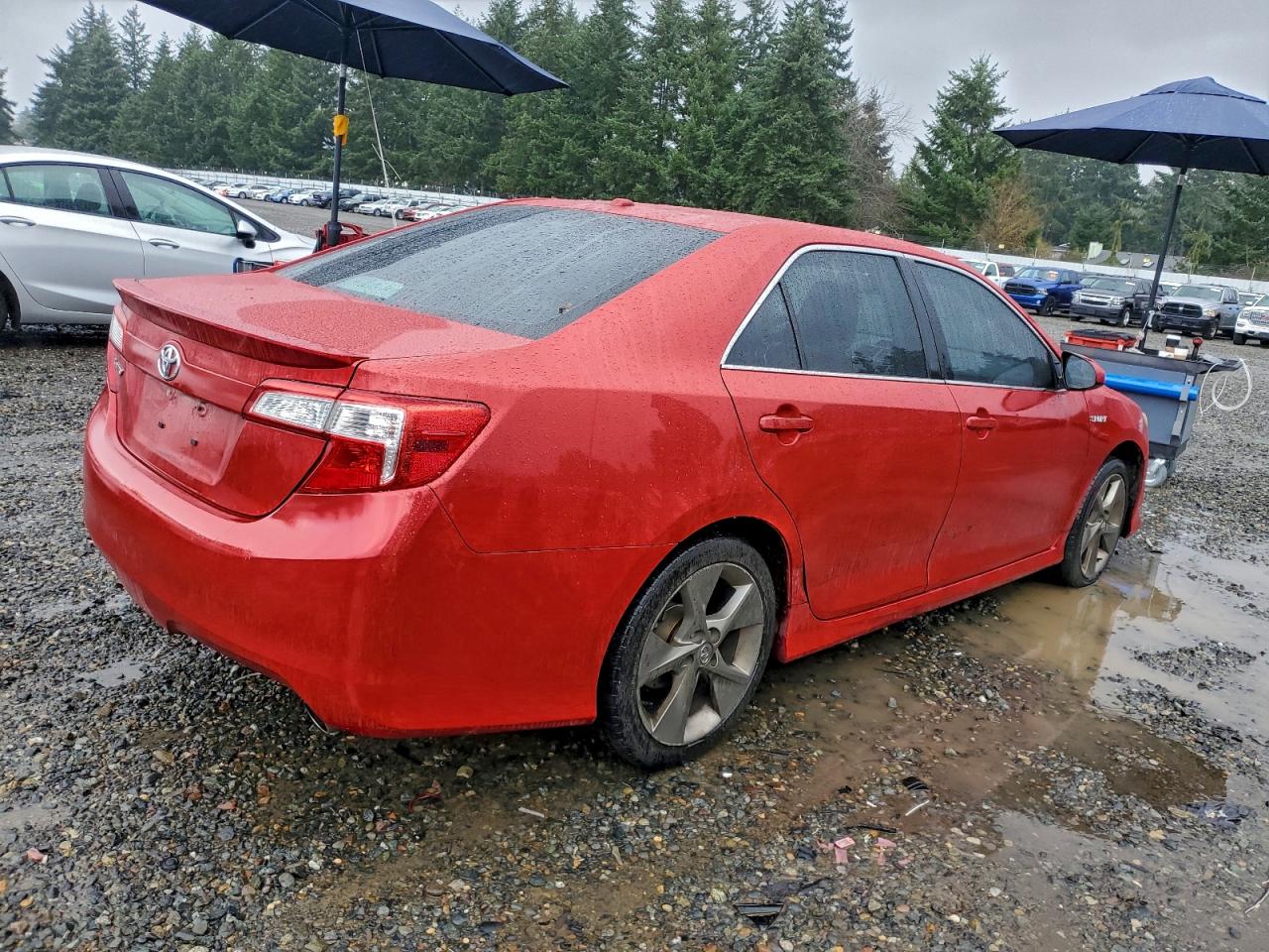 2012 TOYOTA CAMRY SE photo 5