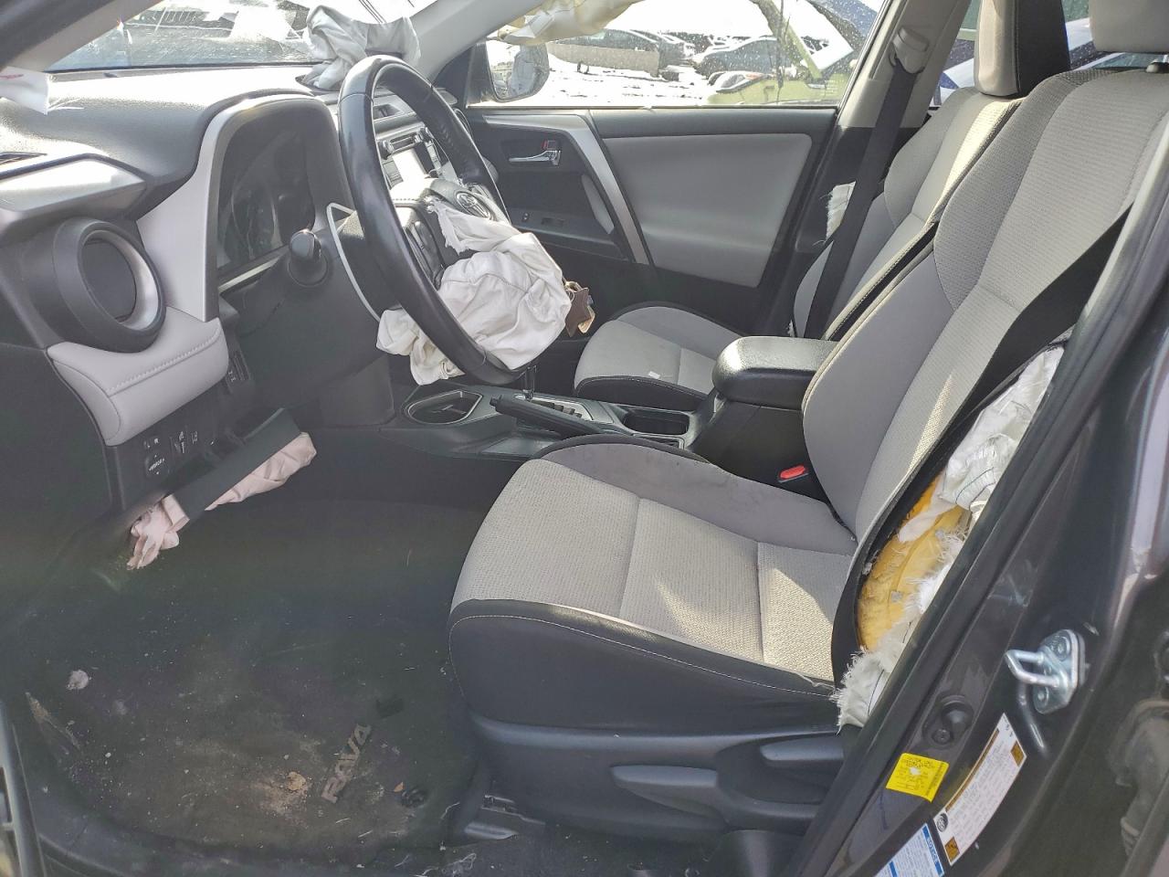 2017 TOYOTA RAV4 XLE photo 13