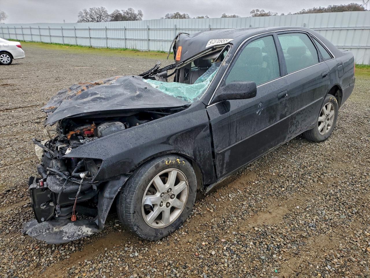 2003 TOYOTA AVALON