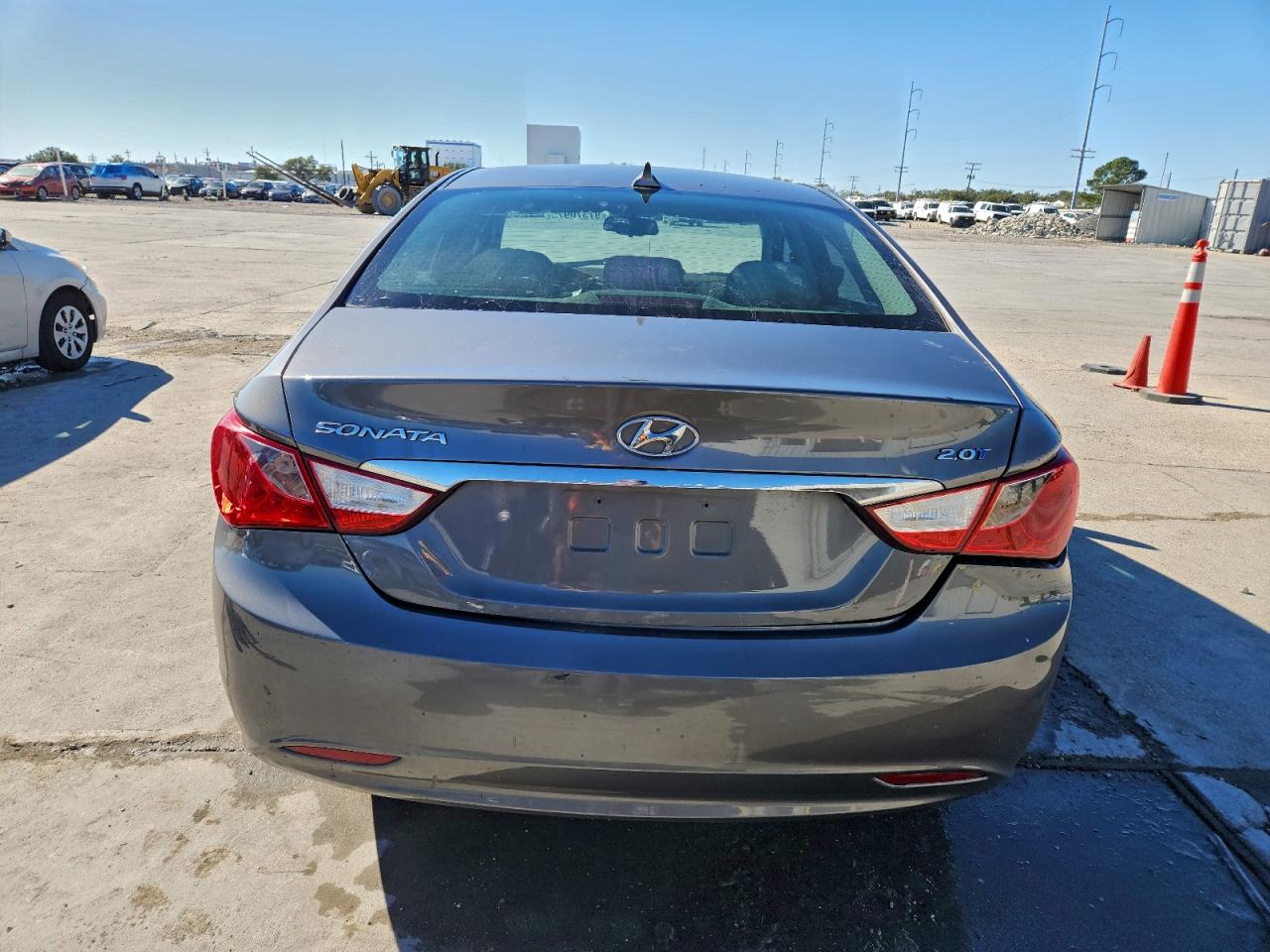 2013 HYUNDAI SONATA GLS photo 11