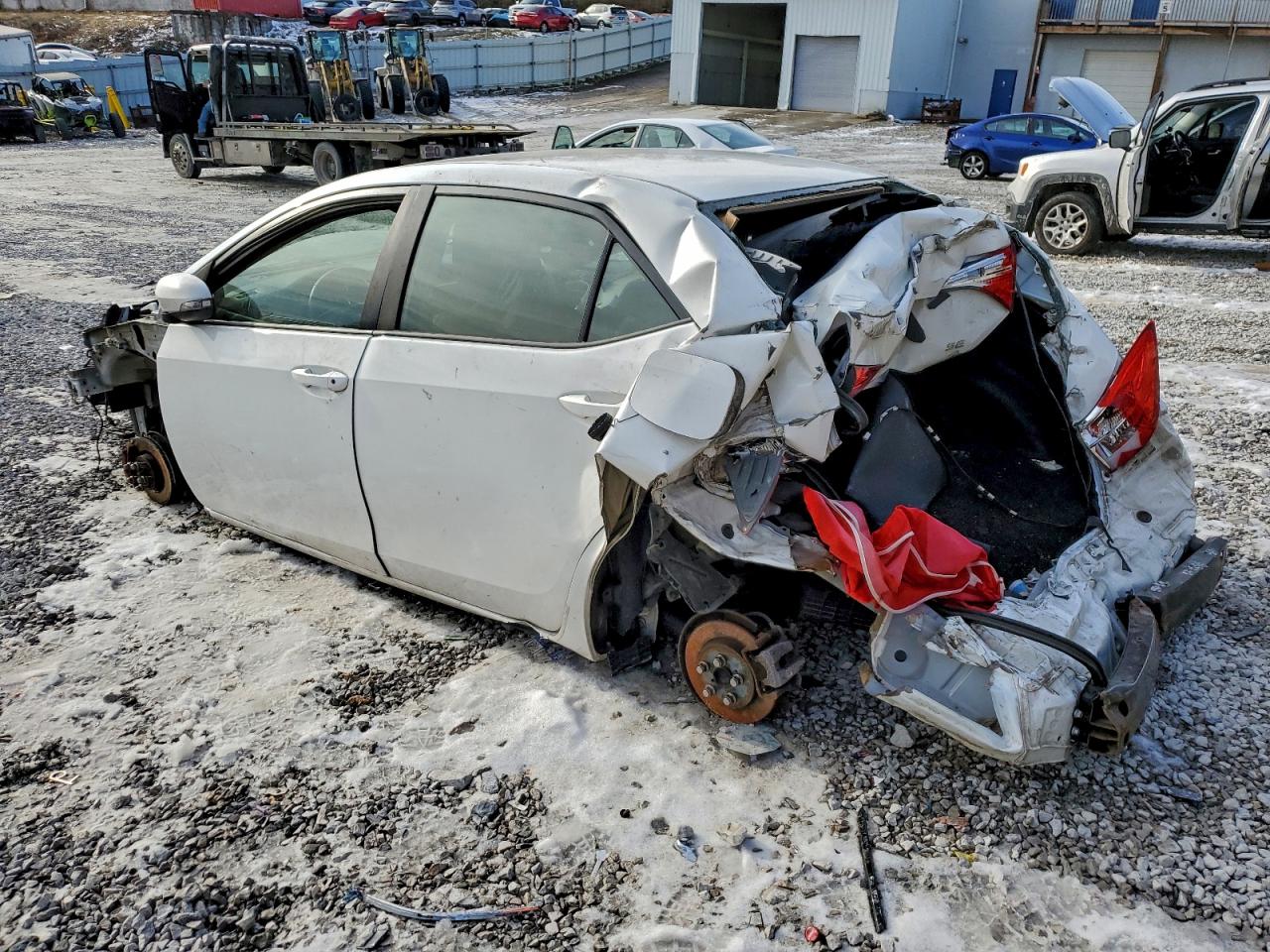 2017 TOYOTA COROLLA L photo 2